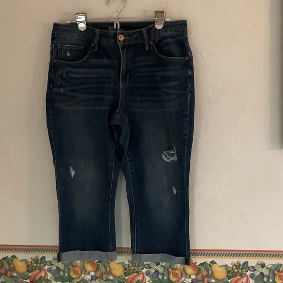 Sale! Time and Tru Mid Rise Cropped Jeans, Size 14, Dark Blue Denim - Picture 1 of 6